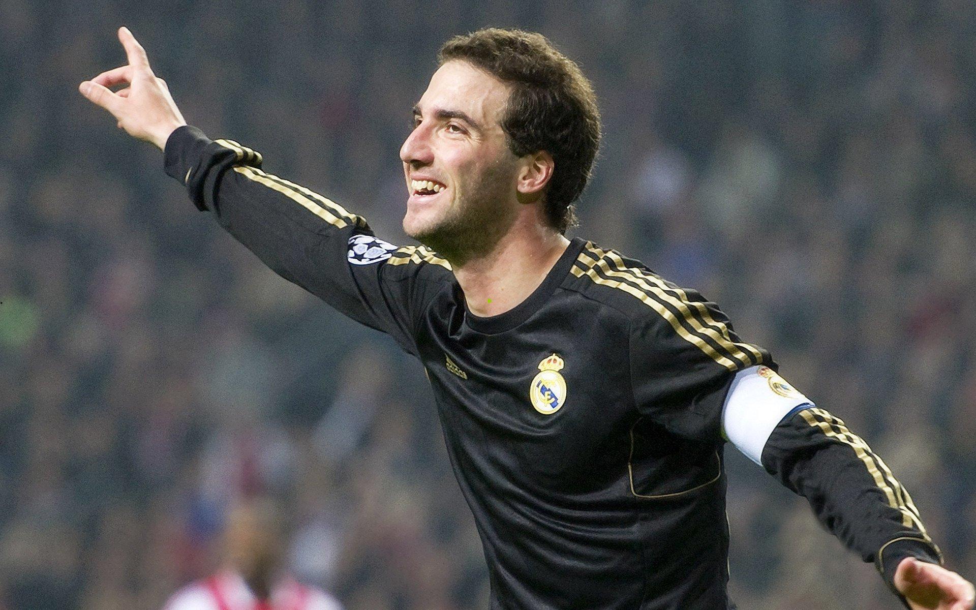 拉莫斯深情告白蒙特雷，社交媒体发文袒露心迹，永恒队长誓言引球迷泪目